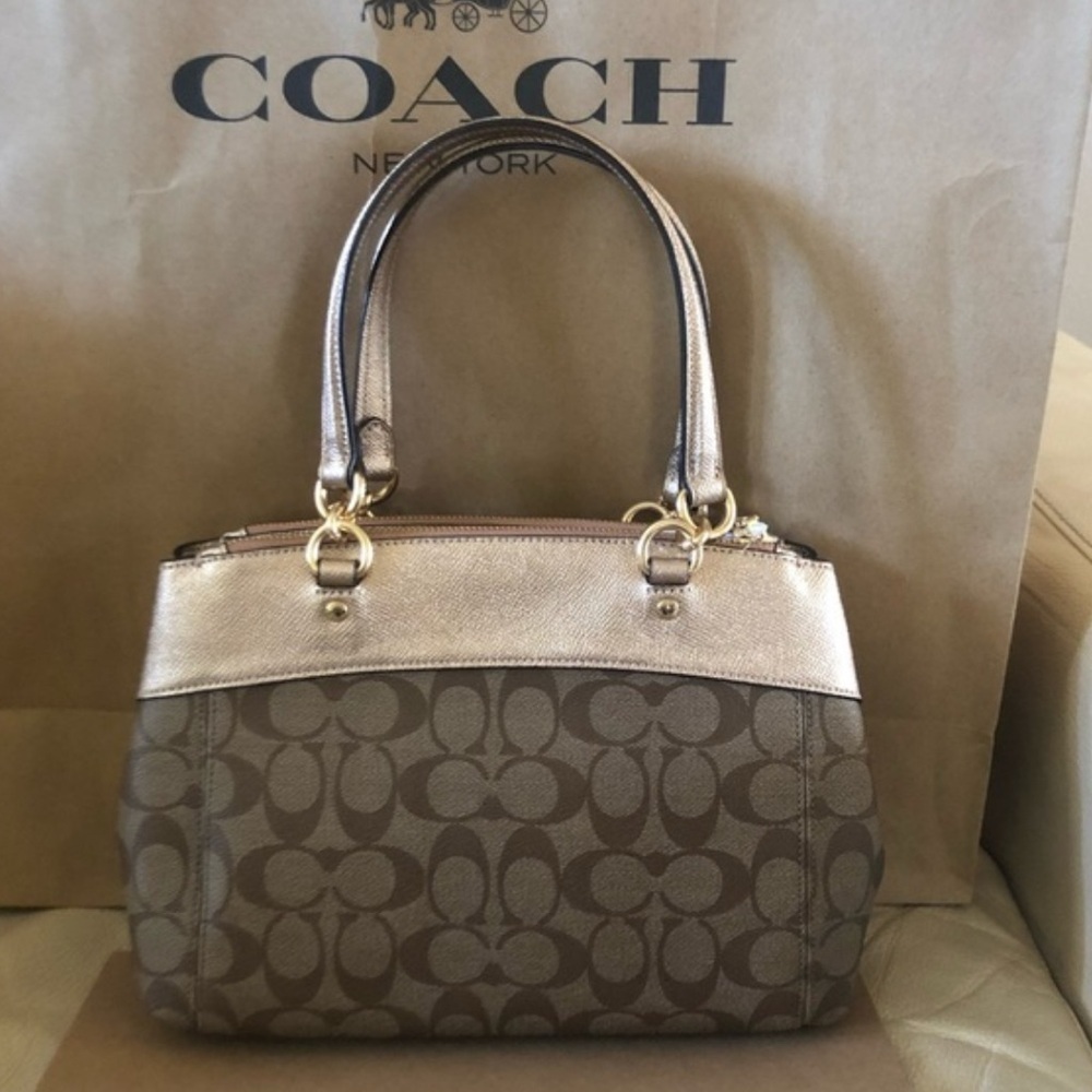 “👜 COACH Metallic Gold Signature Bag ✨ Luxury Chic & Classic Style 💫” - Picture 4 of 11